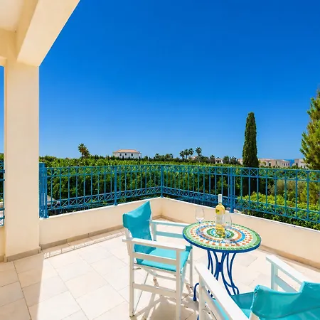 Estia Villa Peyia